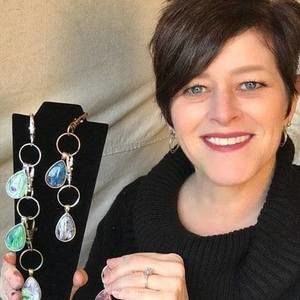 Meet your Posher, Arleen